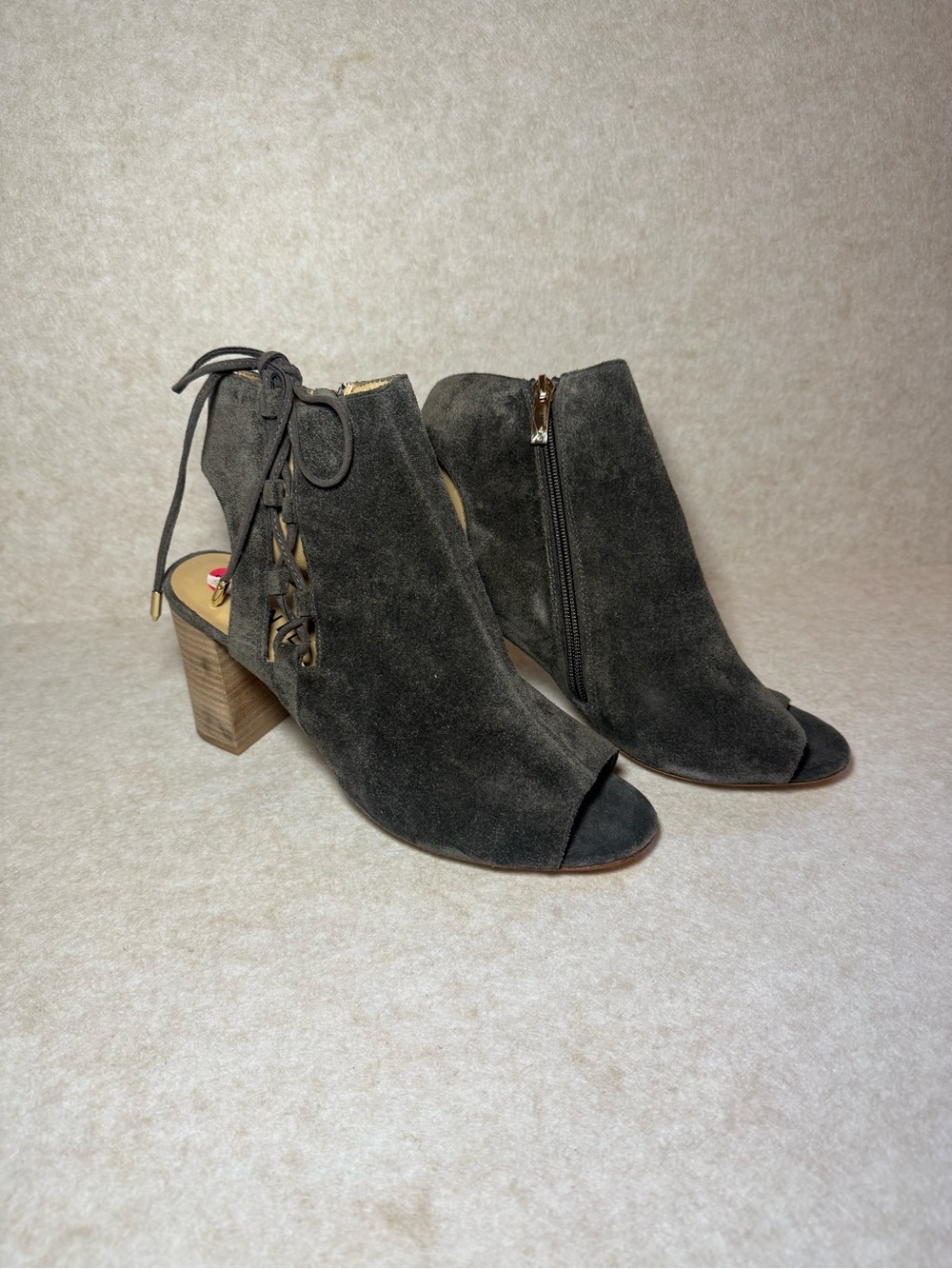 VANELi Better Gray Leather Suede Peep Toe Ankle Booties Block Heel Size 9M